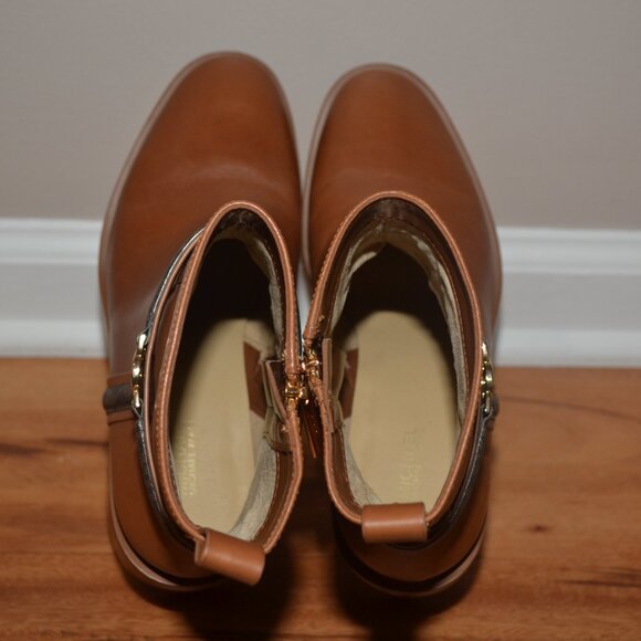Michael Kors Womens 8.5 Brown Leather Mindy Block Heel Logo Zip Almond Boots - Picture 13 of 14